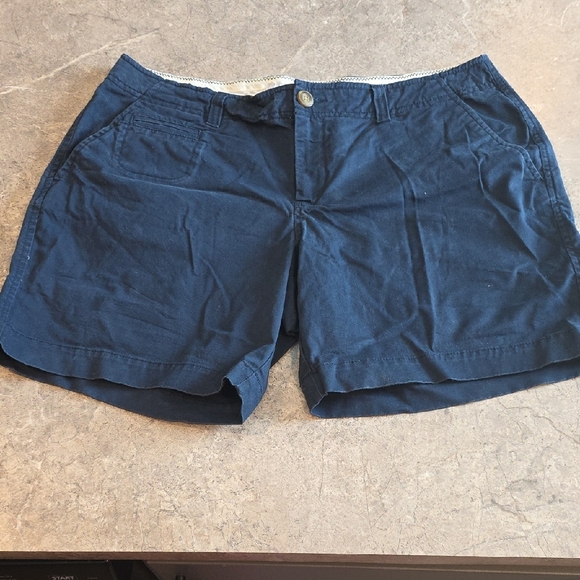 (J37) Old Navy Blue Shorts Relaxed Fit Sz 12 - Picture 1 of 4